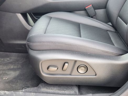 New 2026 Chevrolet Equinox LT w/ Convenience Package II image 21