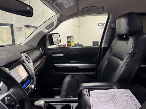 Used 2016 Toyota Tundra Limited image 16