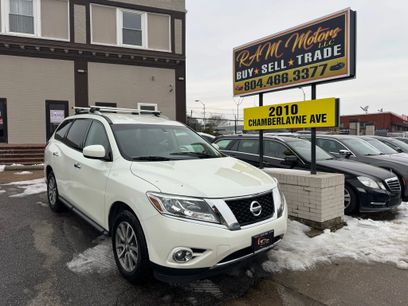 Used 2015 Nissan Pathfinder SV