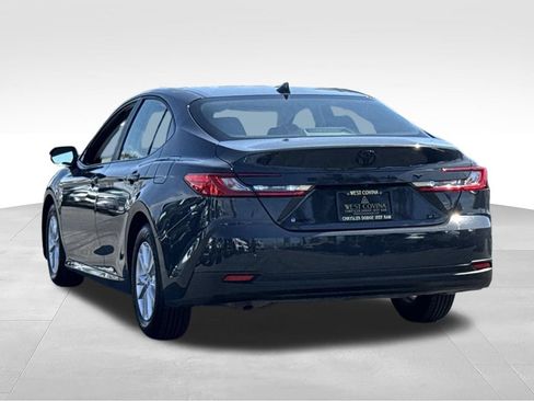 Used 2025 Toyota Camry LE FWD image 8