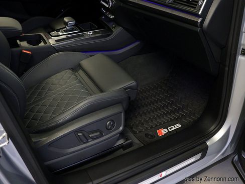 Used 2025 Audi SQ5 Premium Plus AWD/4WD image 37