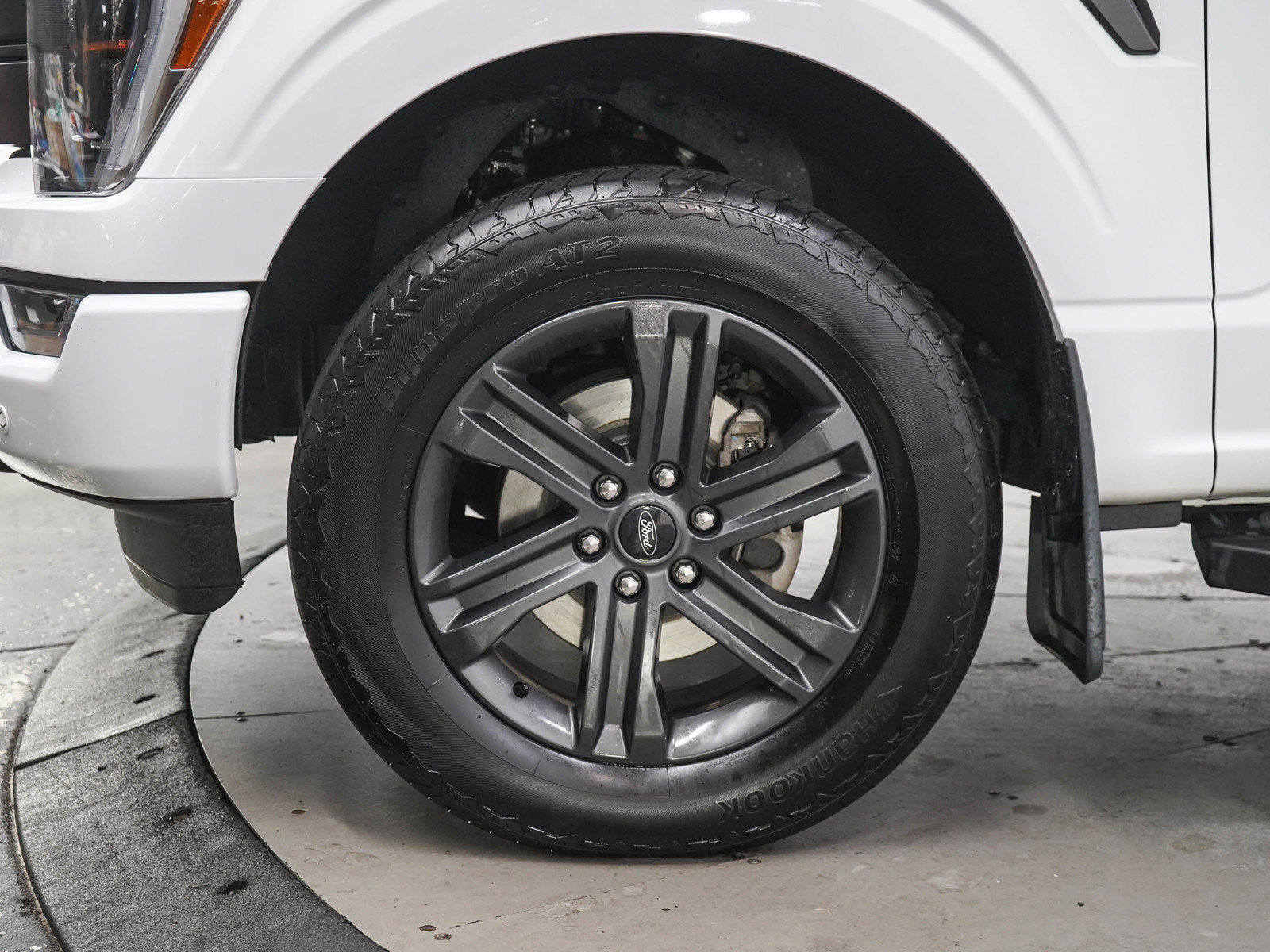 Used 2023 Ford F150 Lariat w/ Equipment Group 502A High AWD/4WD image 28