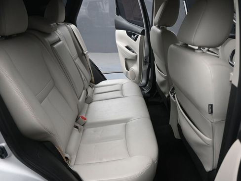 Used 2018 Nissan Rogue Sport SL AWD/4WD image 14