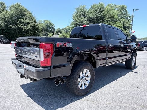 Used 2017 Ford F250 Platinum w/ Platinum Ultimate Package AWD/4WD image 6
