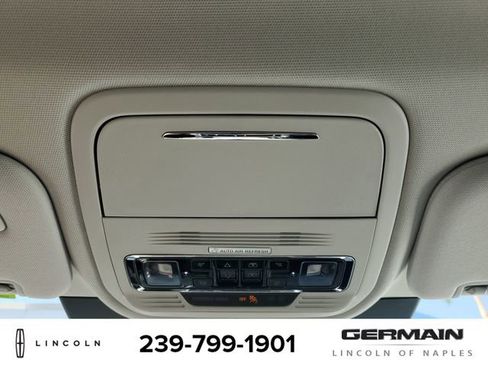 New 2025 Lincoln Aviator 2WD image 32