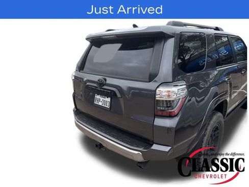 Used 2022 Toyota 4Runner TRD Off-Road Premium image 23