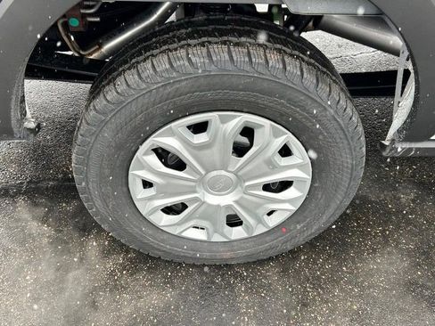 New 2025 Ford Transit 250 148 Medium Roof w/ Exterior Upgrade Package image 5