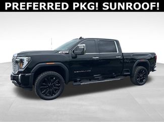 Used 2025 GMC Sierra 2500 Denali AWD/4WD video 1