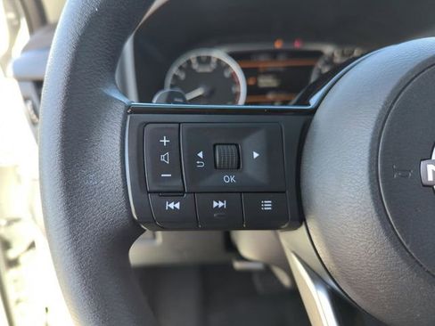 Certified 2023 Nissan Rogue SV image 41