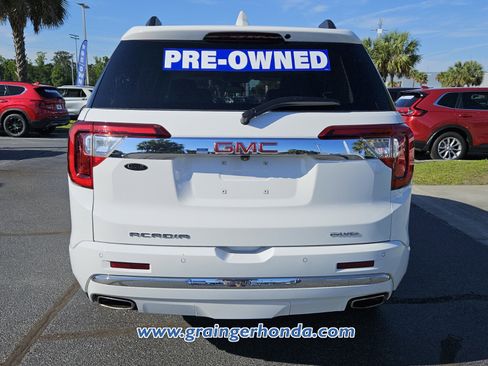 Used 2023 GMC Acadia Denali AWD/4WD image 4