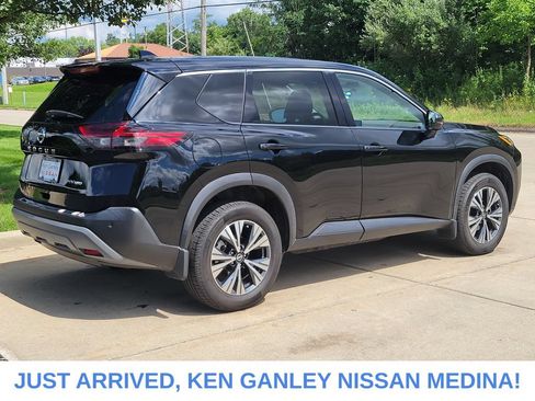 Certified 2023 Nissan Rogue SV AWD/4WD image 3