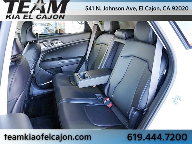 Certified 2025 Kia Sportage EX AWD/4WD image 18
