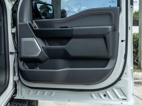 Used 2024 Ford F150 Raptor image 33