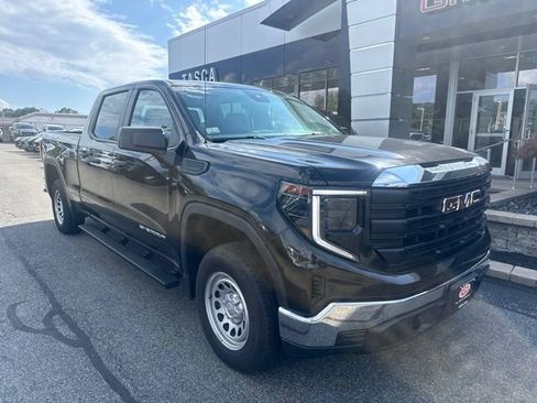 Used 2023 GMC Sierra 1500 Pro w/ Pro Value Package AWD/4WD image 1