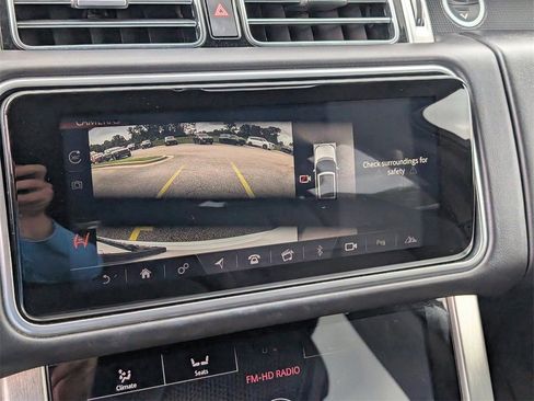 Used 2018 Land Rover Range Rover Supercharged image 25