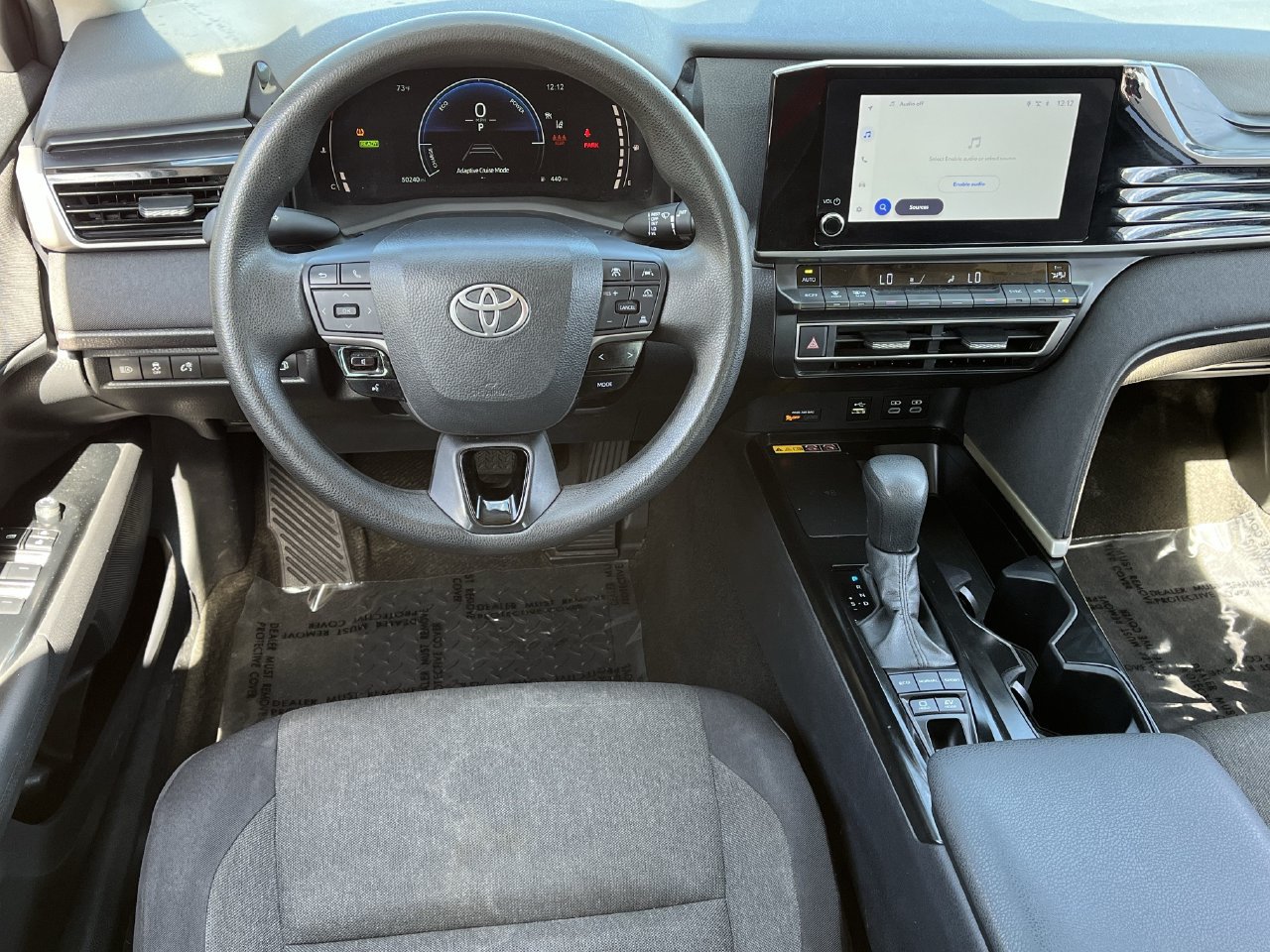 Used 2025 Toyota Camry LE FWD image 10
