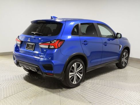 Used 2020 Mitsubishi Outlander Sport SE AWD/4WD image 3