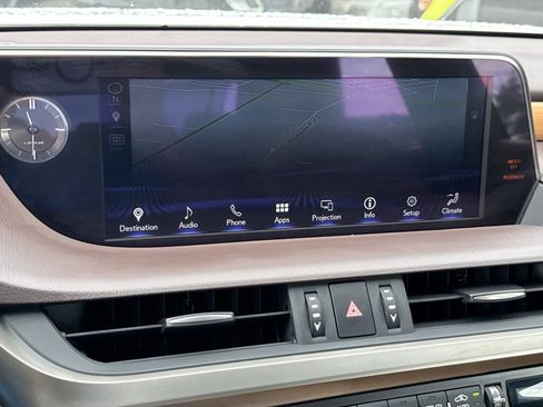 Used 2019 Lexus ES 350 Ultra Luxury FWD image 30