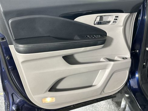 Used 2018 Honda Ridgeline RTL-E image 33