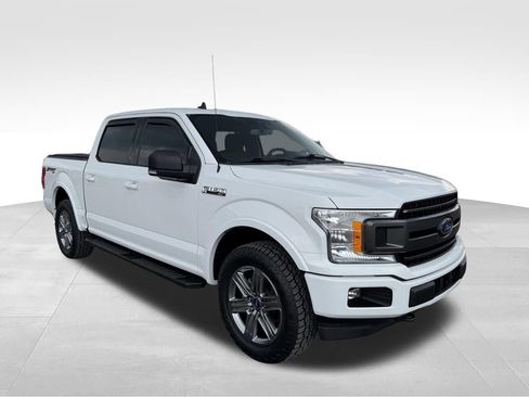 Used 2019 Ford F150 XLT w/ Equipment Group 302A Luxury AWD/4WD image 26