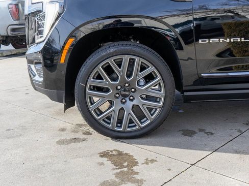 New 2026 GMC Yukon XL Denali Ultimate AWD/4WD image 32