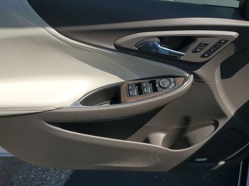 Certified 2022 Chevrolet Malibu Premier FWD image 14