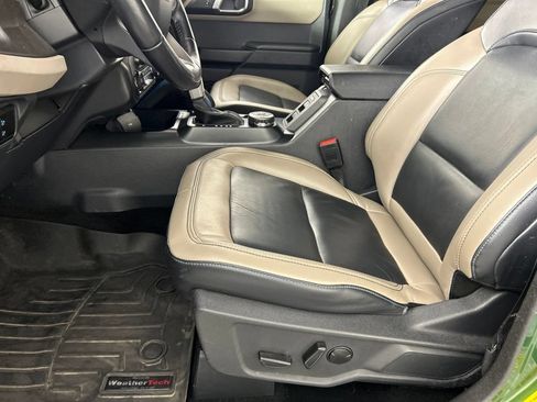 Used 2024 Ford Bronco Wildtrak AWD/4WD image 24