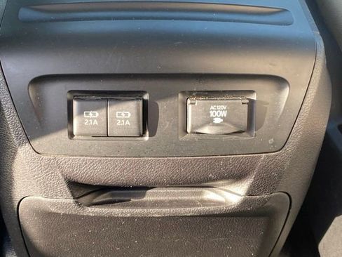 Used 2020 Toyota Sienna Limited Premium AWD/4WD image 30