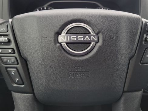 Used 2022 Nissan Frontier SV image 22