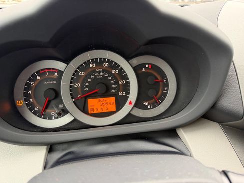 Used 2012 Toyota RAV4 4WD w/ Value Pkg image 10