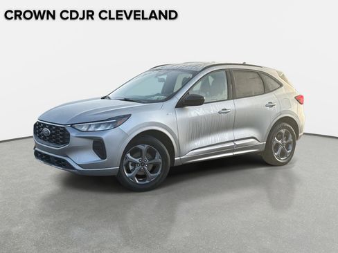 Used 2023 Ford Escape ST-Line image 1