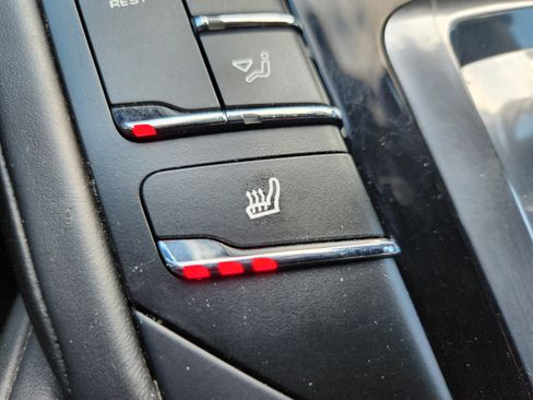 Used 2016 Porsche Cayenne GTS image 18