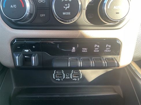 Used 2022 RAM 1500 Laramie image 26