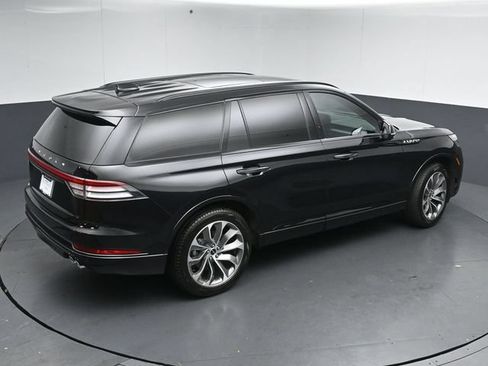 Certified 2025 Lincoln Aviator AWD w/ Jet Appearance Package image 49