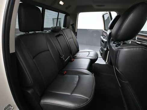 Used 2018 RAM 1500 Laramie w/ Convenience Group AWD/4WD image 36