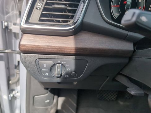 Used 2023 Audi Q5 2.0T Premium Plus w/ Premium Plus Package image 23