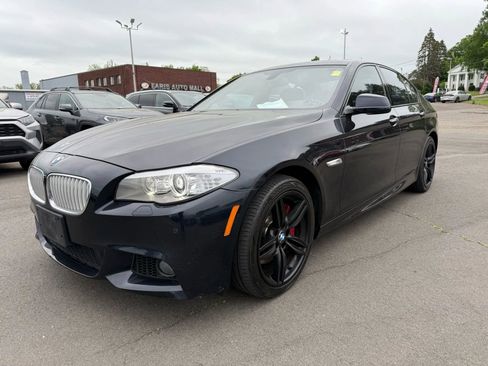 Used 2013 BMW 550i xDrive Sedan image 4
