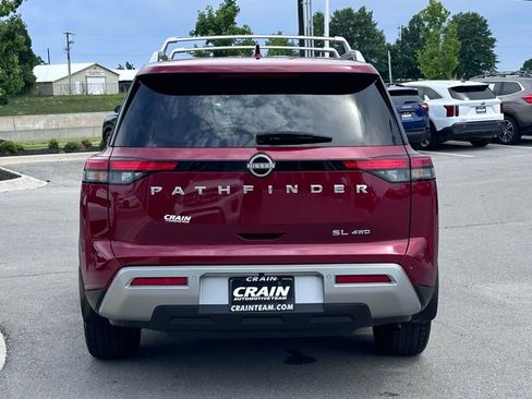 Used 2024 Nissan Pathfinder SL AWD/4WD image 6