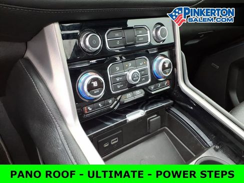 Used 2022 GMC Yukon Denali image 28