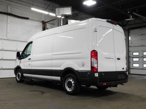 Used 2019 Ford Transit 250 148 Medium Roof image 9