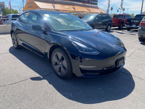 Used 2023 Tesla Model 3 Standard Range RWD image 3