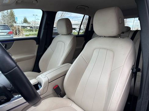 Certified 2020 Mercedes-Benz GLB 250 image 11