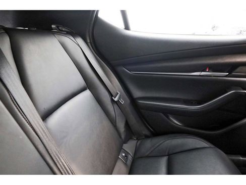 Used 2021 MAZDA MAZDA3 s image 10