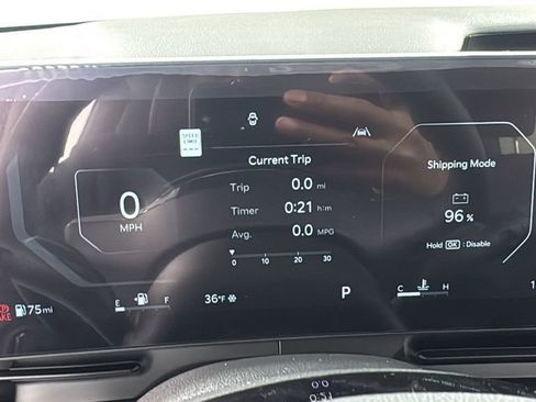 New 2026 Kia Carnival SX w/ SX Dark Edition Package FWD image 22