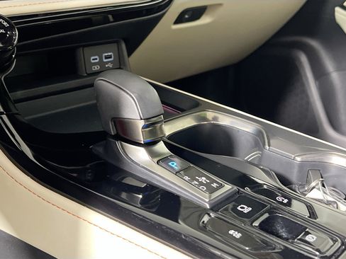 Used 2024 Lexus NX 250 FWD w/ Cold Area Package image 24