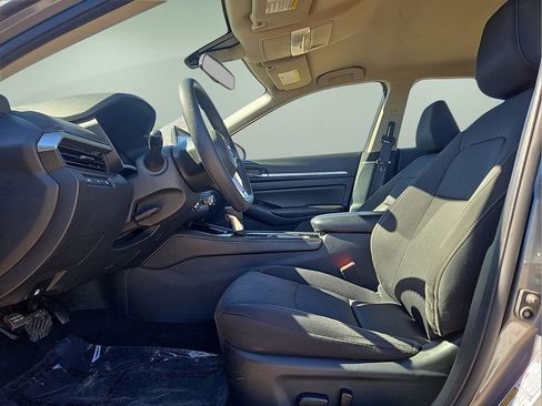 Used 2023 Nissan Altima 2.5 SV image 23