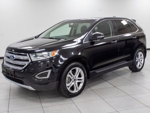 Used 2018 Ford Edge Titanium w/ Technology Package image 3