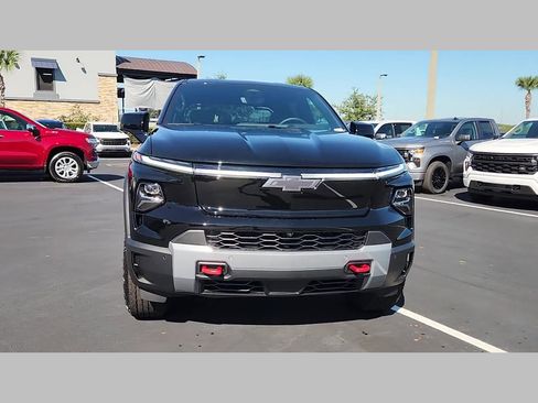 New 2026 Chevrolet Silverado EV Trail Boss w/ Premium Package image 21