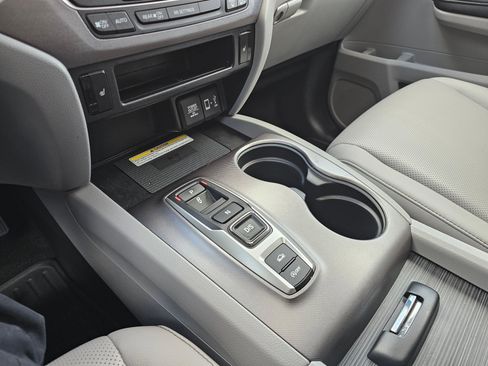 Used 2021 Honda Ridgeline RTL-E image 30