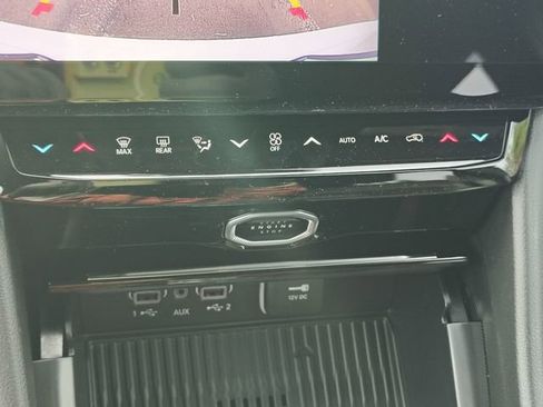 New 2026 Jeep Grand Cherokee Altitude AWD/4WD image 22